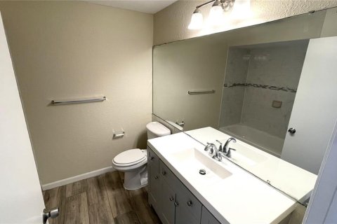Condominio en alquiler en Orlando, Florida, 2 dormitorios, 80.27 m2 № 1906838 - foto 11