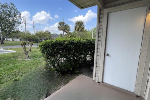 Condominio en alquiler en Orlando, Florida, 2 dormitorios, 80.27 m2 № 1906838 - foto 5