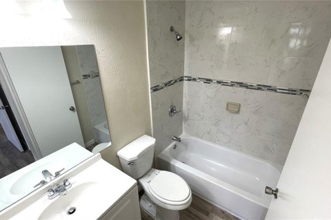 Condominio en alquiler en Orlando, Florida, 2 dormitorios, 80.27 m2 № 1906838 - foto 8
