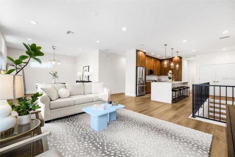 Adosado en venta en Saint Petersburg, Florida, 3 dormitorios, 183.57 m2 № 1555100 - foto 24