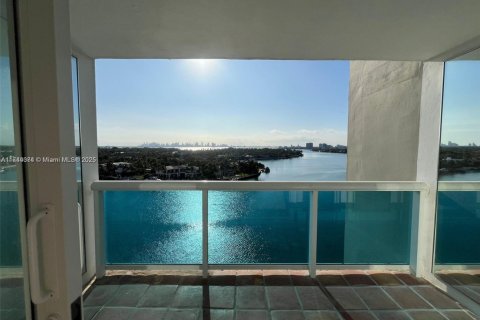 Condominio en venta en Miami Beach, Florida, 1 dormitorio, 84.54 m2 № 1739683 - foto 16