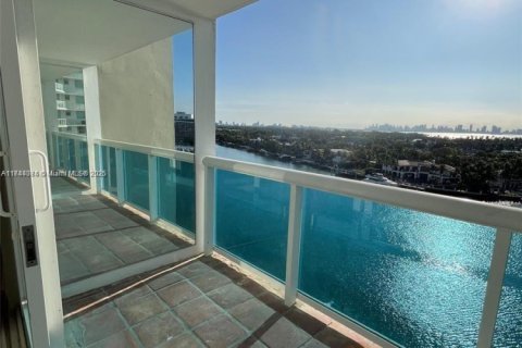 Condominio en venta en Miami Beach, Florida, 1 dormitorio, 84.54 m2 № 1739683 - foto 21