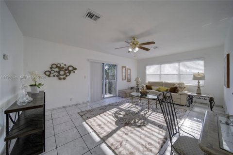 Appartement à louer à Fort Lauderdale, Floride: 1 chambre, 88.26 m2 № 2079448 - photo 5