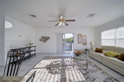 Appartement à louer à Fort Lauderdale, Floride: 1 chambre, 88.26 m2 № 2079448 - photo 10