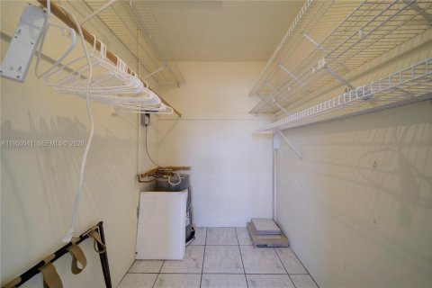 Appartement à louer à Fort Lauderdale, Floride: 1 chambre, 88.26 m2 № 2079448 - photo 15