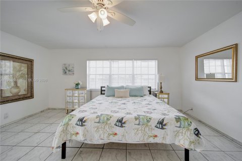 Appartement à louer à Fort Lauderdale, Floride: 1 chambre, 88.26 m2 № 2079448 - photo 14