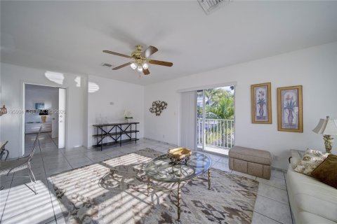 Appartement à louer à Fort Lauderdale, Floride: 1 chambre, 88.26 m2 № 2079448 - photo 11