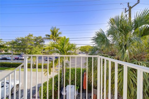 Appartement à louer à Fort Lauderdale, Floride: 1 chambre, 88.26 m2 № 2079448 - photo 21