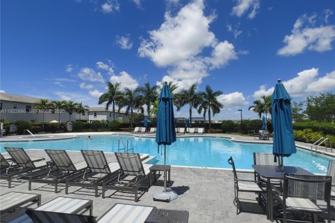 Купить таунхаус в Хомстед, Флорида 3 спальни, 137.77м2, № 1976584 - фото 21