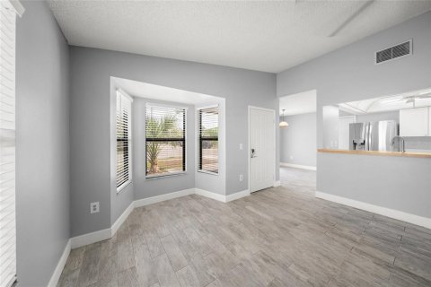 Casa en venta en Sarasota, Florida, 3 dormitorios, 99.41 m2 № 1895051 - foto 3