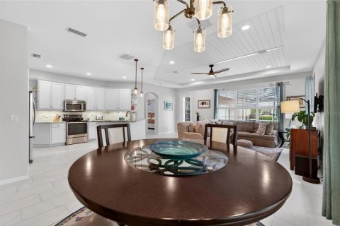 Villa ou maison à vendre à Apollo Beach, Floride: 3 chambres, 182.09 m2 № 2096304 - photo 18