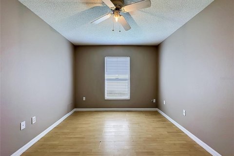 Villa ou maison à vendre à Poinciana, Floride: 4 chambres, 164.99 m2 № 2147925 - photo 20
