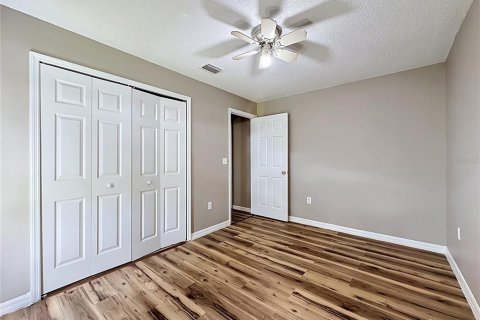 Villa ou maison à vendre à Poinciana, Floride: 4 chambres, 164.99 m2 № 2147925 - photo 16