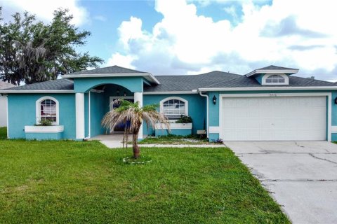 Villa ou maison à Poinciana, Floride 4 chambres, 164.99 m2 № 2147925