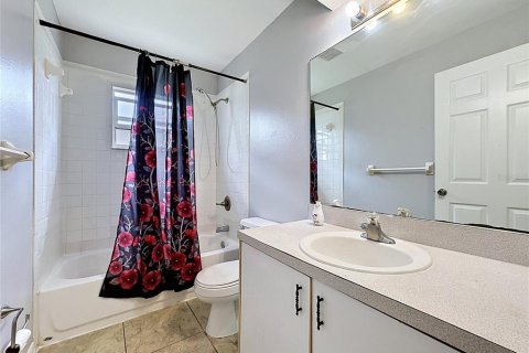 Villa ou maison à vendre à Poinciana, Floride: 4 chambres, 164.99 m2 № 2147925 - photo 17
