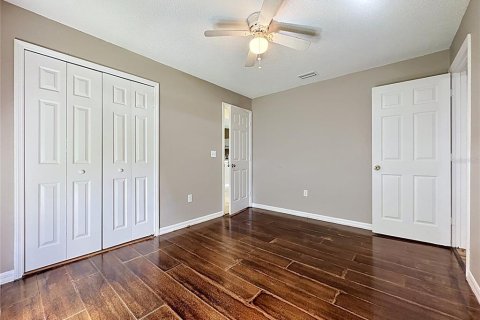 Villa ou maison à vendre à Poinciana, Floride: 4 chambres, 164.99 m2 № 2147925 - photo 13