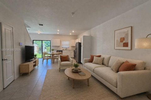 Adosado en Florida City, Florida 3 dormitorios, 127.83 m2 № 2169117