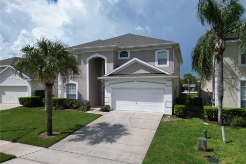 House in Clermont, Florida 7 bedrooms, 299.52 sq.m. № 2361508