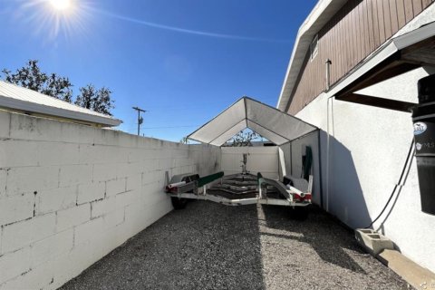 Commercial property in Port Charlotte, Florida 319.58 sq.m. № 1430566 - photo 19
