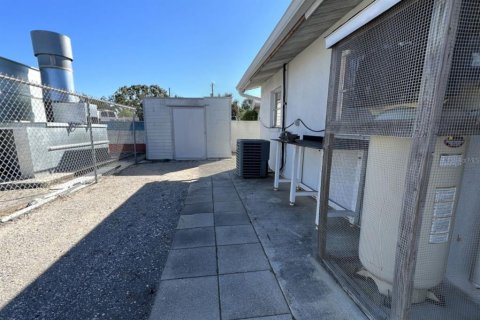 Commercial property in Port Charlotte, Florida 319.58 sq.m. № 1430566 - photo 17