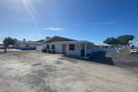 Commercial property in Port Charlotte, Florida 319.58 sq.m. № 1430566 - photo 8