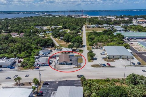 Commercial property in Port Charlotte, Florida 319.58 sq.m. № 1430566 - photo 10