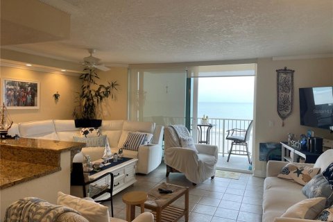Condominio en venta en Indian Shores, Florida, 1 dormitorio, 69.68 m2 № 2423812 - foto 13