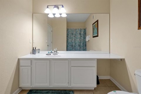 Condo in Orlando, Florida, 3 bedrooms  № 1640489 - photo 23
