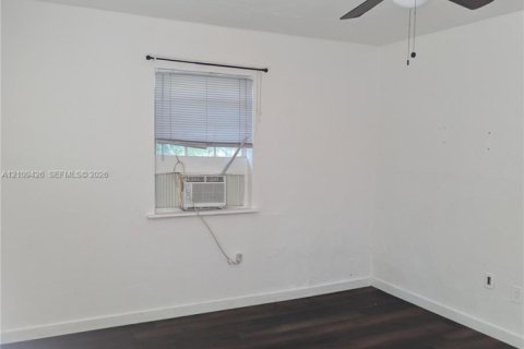 Copropriété à louer à Miami Beach, Floride: 1 chambre, 53.42 m2 № 2428238 - photo 14