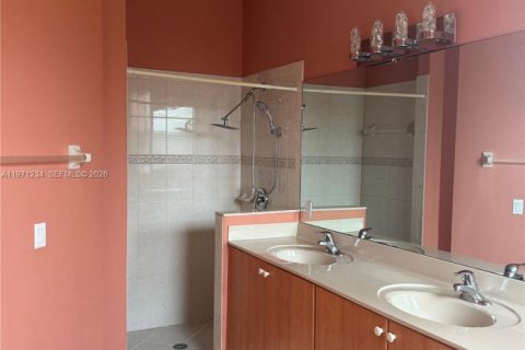 House in Homestead, Florida 5 bedrooms, 191.84 sq.m. № 2080501 - photo 23