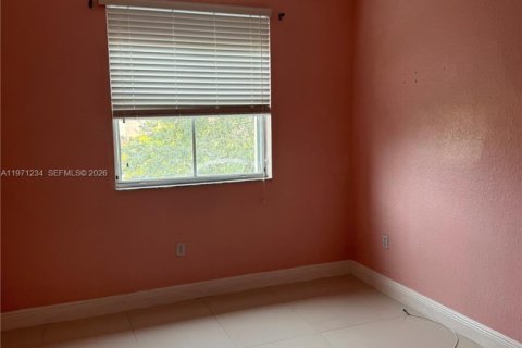House in Homestead, Florida 5 bedrooms, 191.84 sq.m. № 2080501 - photo 17