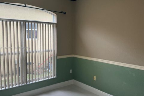 House in Homestead, Florida 5 bedrooms, 191.84 sq.m. № 2080501 - photo 16