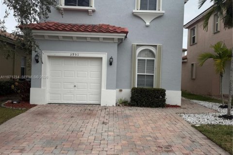 House in Homestead, Florida 5 bedrooms, 191.84 sq.m. № 2080501 - photo 6