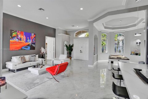 House in Weston, Florida 4 bedrooms, 250.19 sq.m. № 1930964 - photo 24