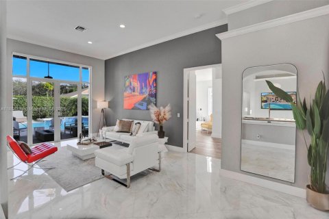 House in Weston, Florida 4 bedrooms, 250.19 sq.m. № 1930964 - photo 11