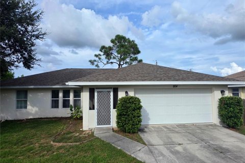Villa ou maison à Venice, Floride 3 chambres, 151.34 m2 № 2403246