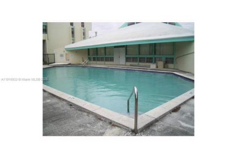 Copropriété à vendre à Lauderhill, Floride: 1 chambre, 74.32 m2 № 2016636 - photo 6