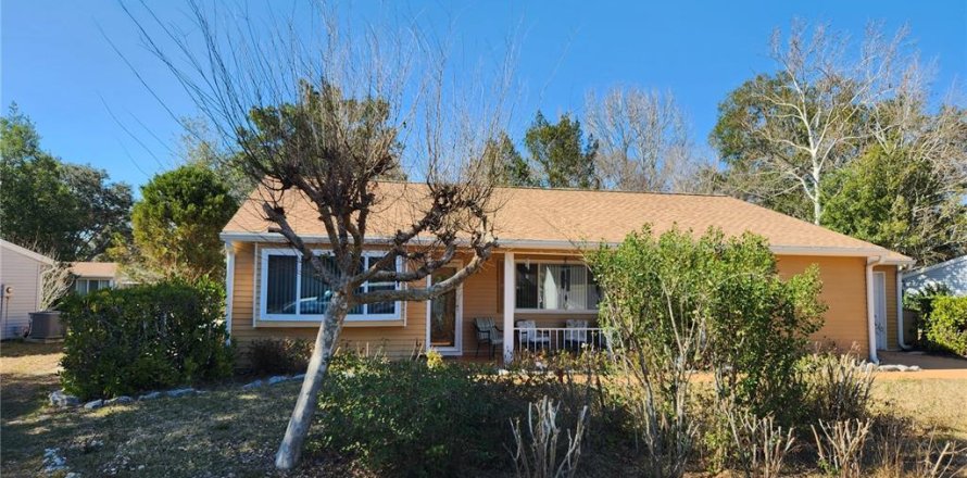 Casa en Ocala, Florida 2 dormitorios, 133.04 m2 № 1851300