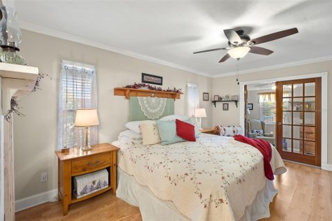 House in North Fort Myers, Florida 3 bedrooms, 144.93 sq.m. № 1649807 - photo 22