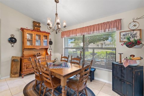House in North Fort Myers, Florida 3 bedrooms, 144.93 sq.m. № 1649807 - photo 20