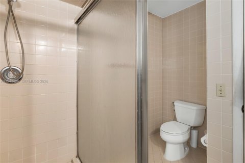 Townhouse in Pembroke Pines, Florida 2 bedrooms, 122.45 sq.m. № 2000321 - photo 26