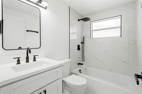 Casa en venta en Port Richey, Florida, 3 dormitorios, 145.21 m2 № 2383808 - foto 23
