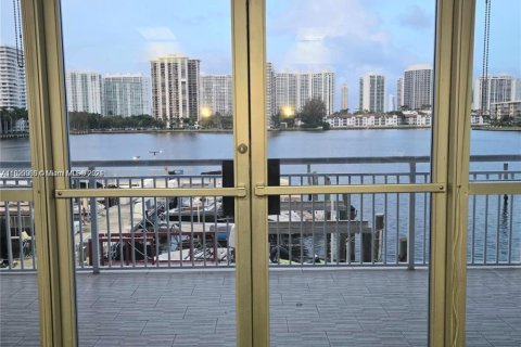 Copropriété à louer à Aventura, Floride: 2 chambres, 116.22 m2 № 1946709 - photo 29