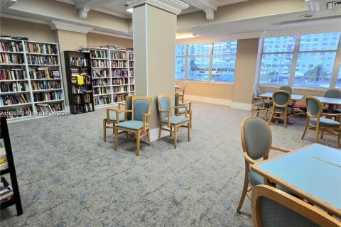 Copropriété à louer à Aventura, Floride: 2 chambres, 116.22 m2 № 1946709 - photo 27