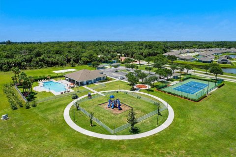 Villa ou maison à vendre à St. Lucie, Floride: 3 chambres, 165.37 m2 № 2086195 - photo 22