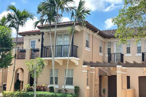 Adosado en venta en Davie, Florida, 3 dormitorios, 192.31 m2 № 1727841 - foto 1