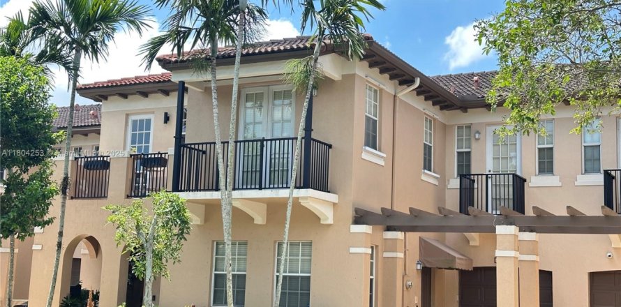 Adosado en Davie, Florida 3 dormitorios, 192.31 m2 № 1727841