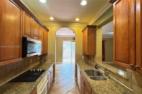 Adosado en venta en Davie, Florida, 3 dormitorios, 192.31 m2 № 1727841 - foto 7