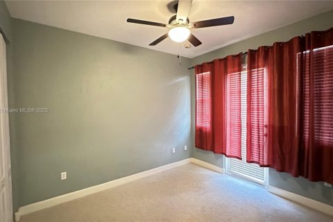 Adosado en venta en Davie, Florida, 3 dormitorios, 192.31 m2 № 1727841 - foto 16