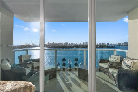 Copropriété à louer à Miami Beach, Floride: 3 chambres, 127.46 m2 № 1944654 - photo 13